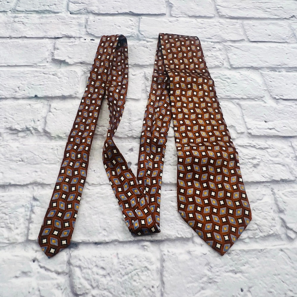 JOS A BANK Men's Handsewn Diamond Silk Neck Tie 3.75"x61" Brown Grey